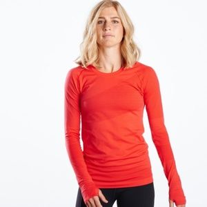 Oiselle flash long sleeve flame